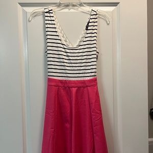 Black & white & pink striped dress, casual dress - Size Small